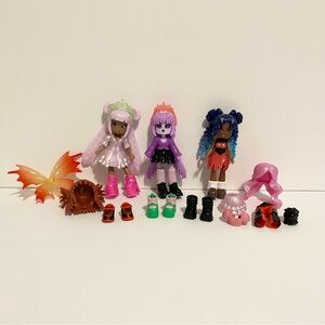 Roblox Royale High Mini Dolls + Accessories Fashion Doll 3” Girl Toy Lot Bundle